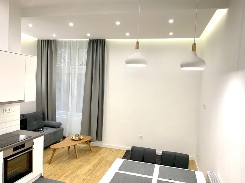 Colton Budapest Paulay Apartments Ngoại thất bức ảnh