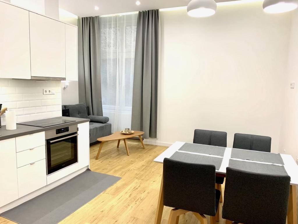 Colton Budapest Paulay Apartments Ngoại thất bức ảnh